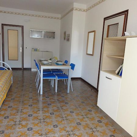 Villa Livenza Bibione Ruang foto