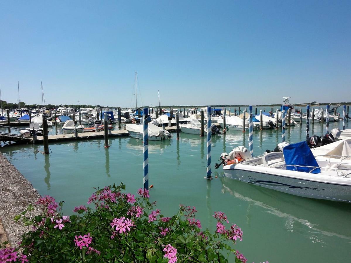 Villa Livenza Bibione Bagian luar foto